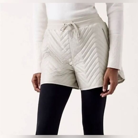 Athleta Apres Ski Short Size 10 White NWT $89 Drawstring Waist With Pockets - Picture 2 of 7